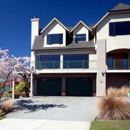 Villa Alpine Vista Lake Tekapo Exterior foto